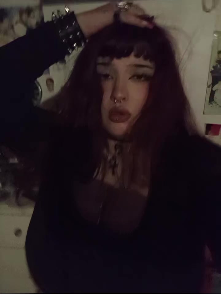 @𝐷𝑒𝑙𝑓𝑖 🪡