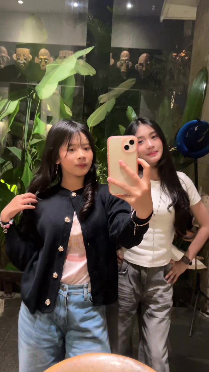 @Dheaalmaira