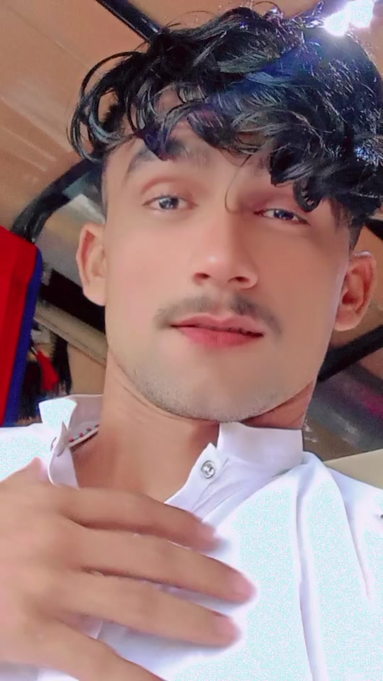 @〖ᴷⁱⁿᴳWȺقȺs❤😘꧂❤😘