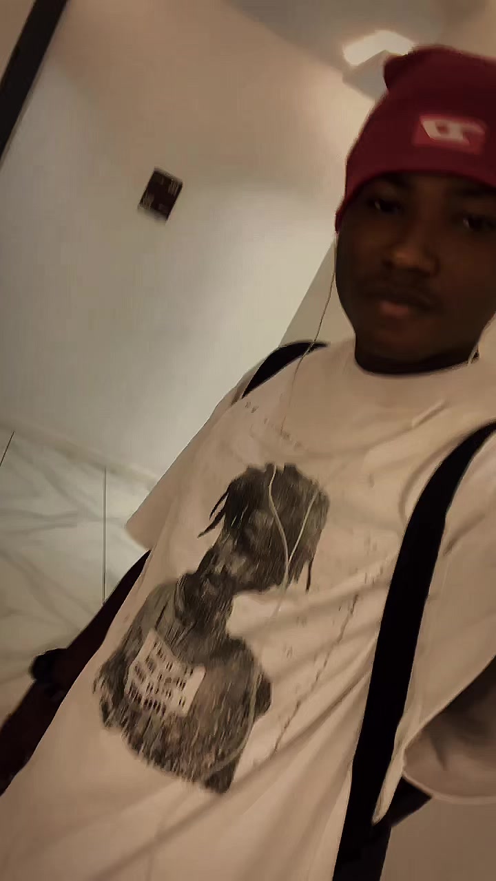 @E M M Y Y Y🫩🫟
