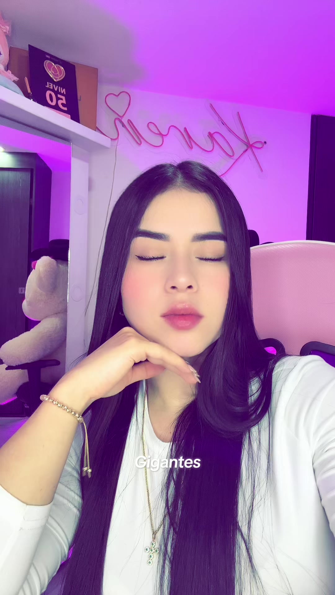 @Karen🧸