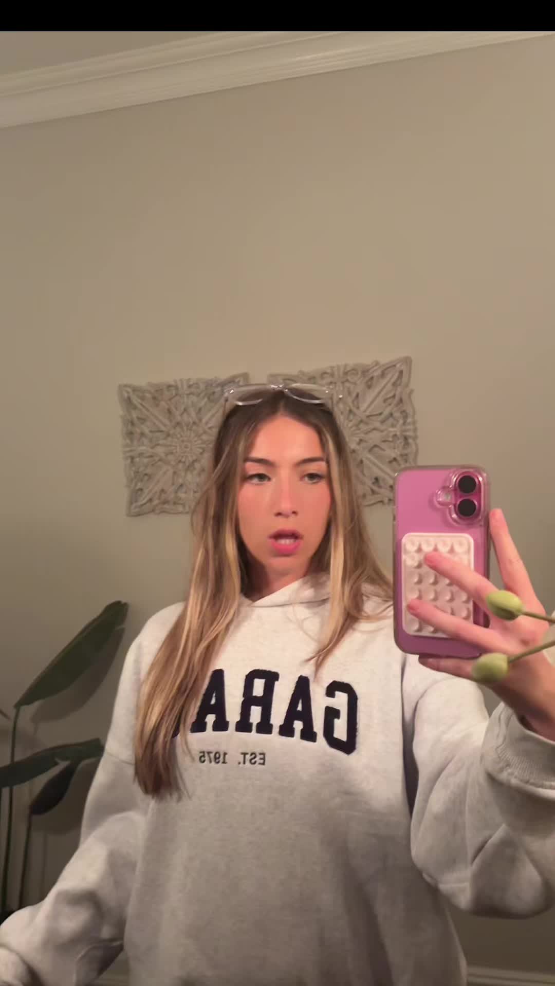 @Daniella