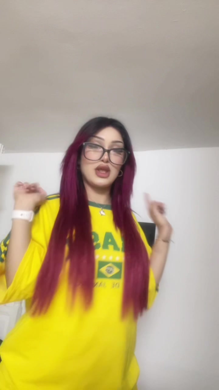@Latina