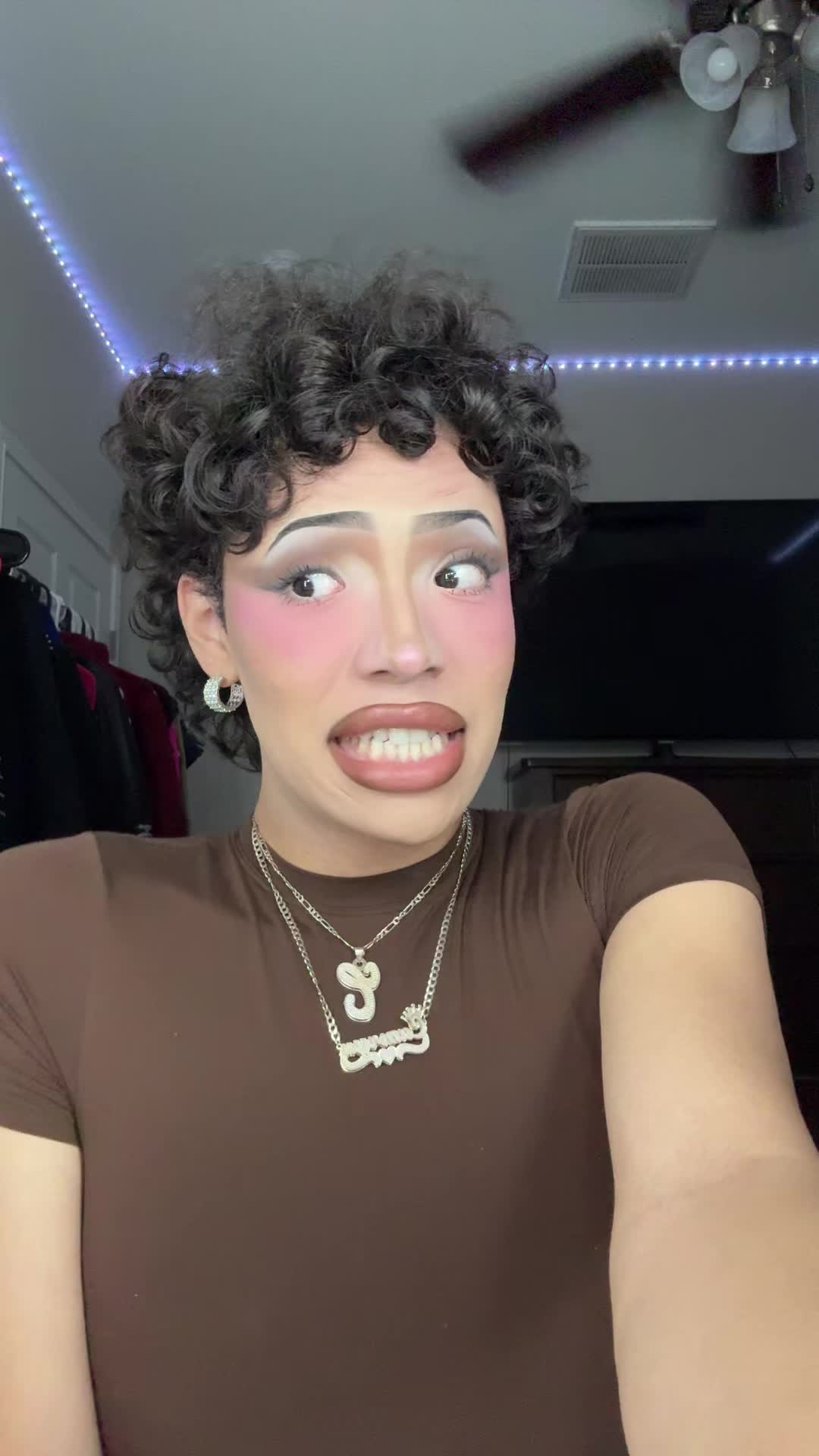 @cam
