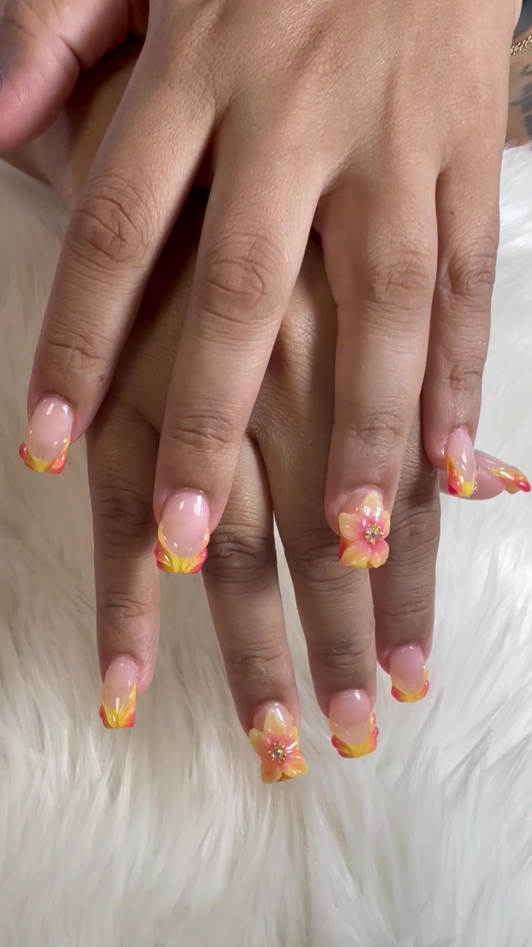 @Top Nails