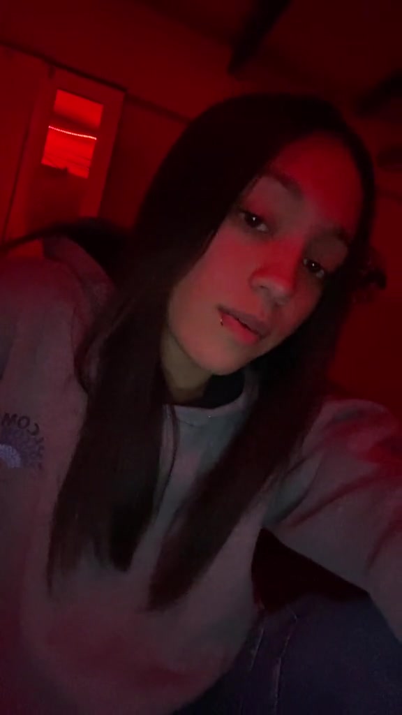 @Mia