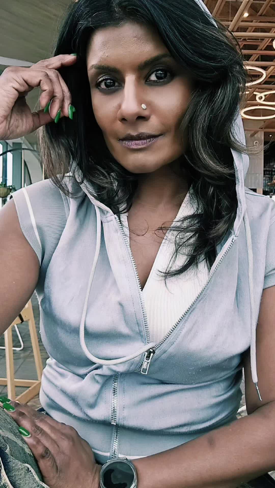 @Agni Paravai79