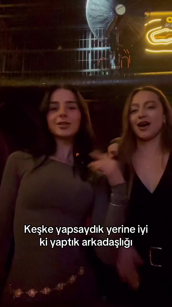 @M&uuml;ge Karaca