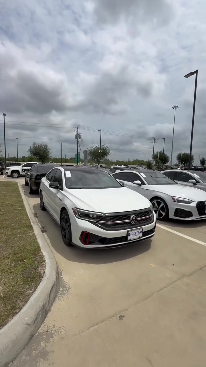@Bank Auction Cars