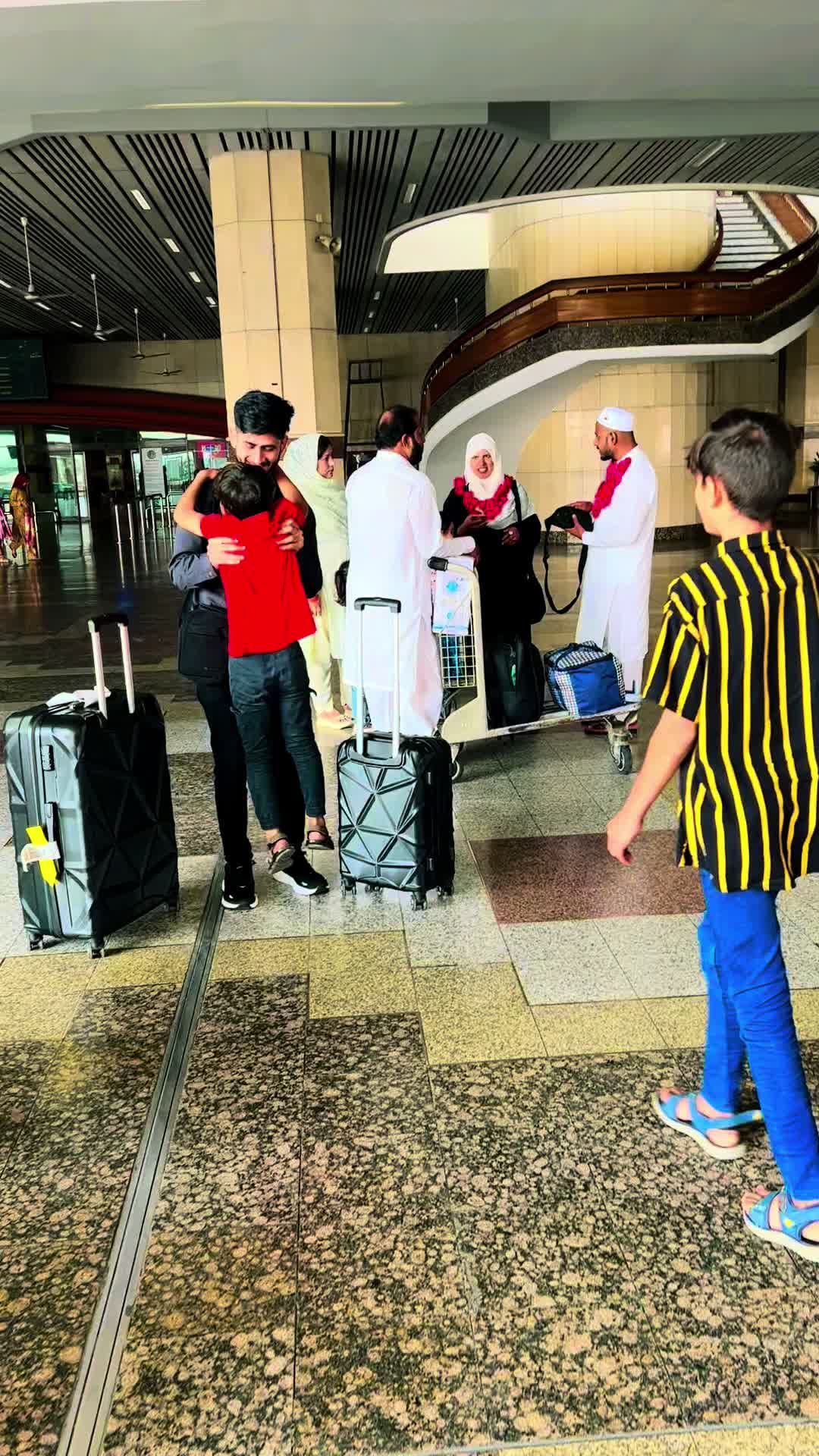 @✌️چوھدری على جٹ😎