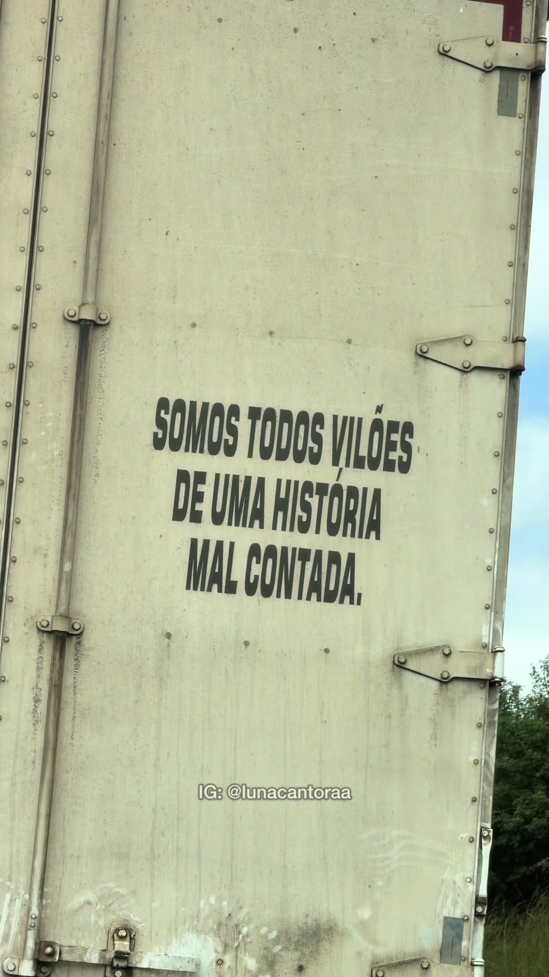 @Luna