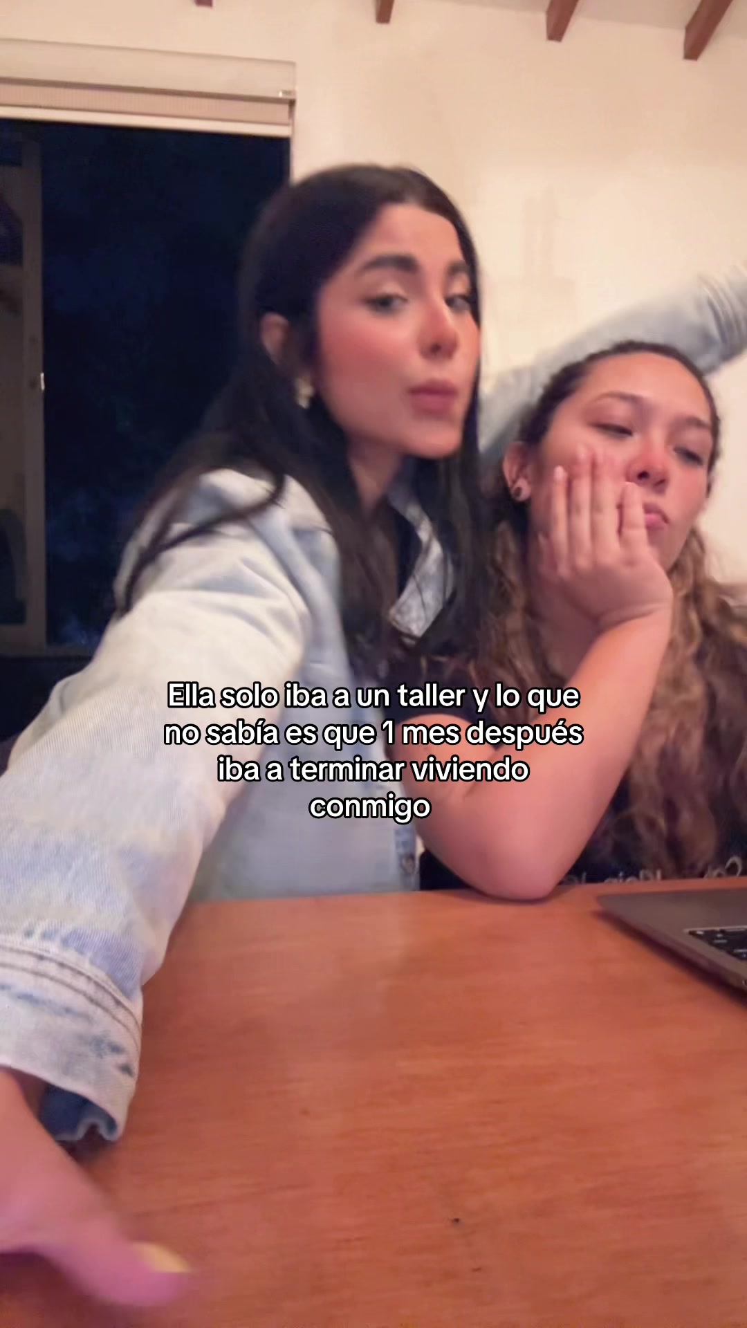 @stephieeortez