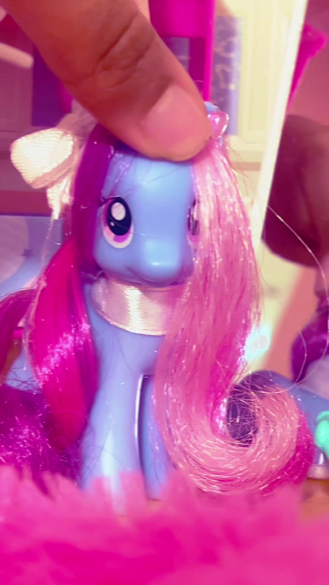 @✰ `. ᥒ᥆᥎ᥲᥣᥱі .` ✰