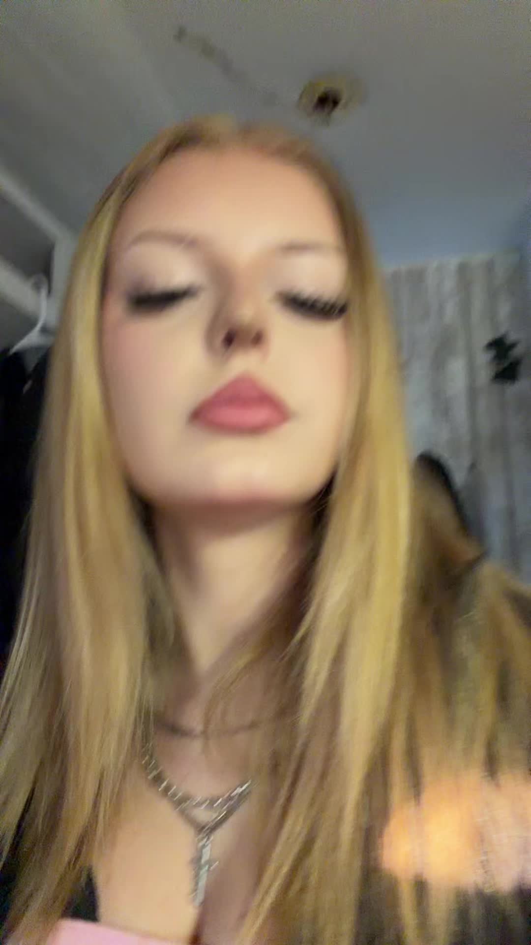 @eyeiris23