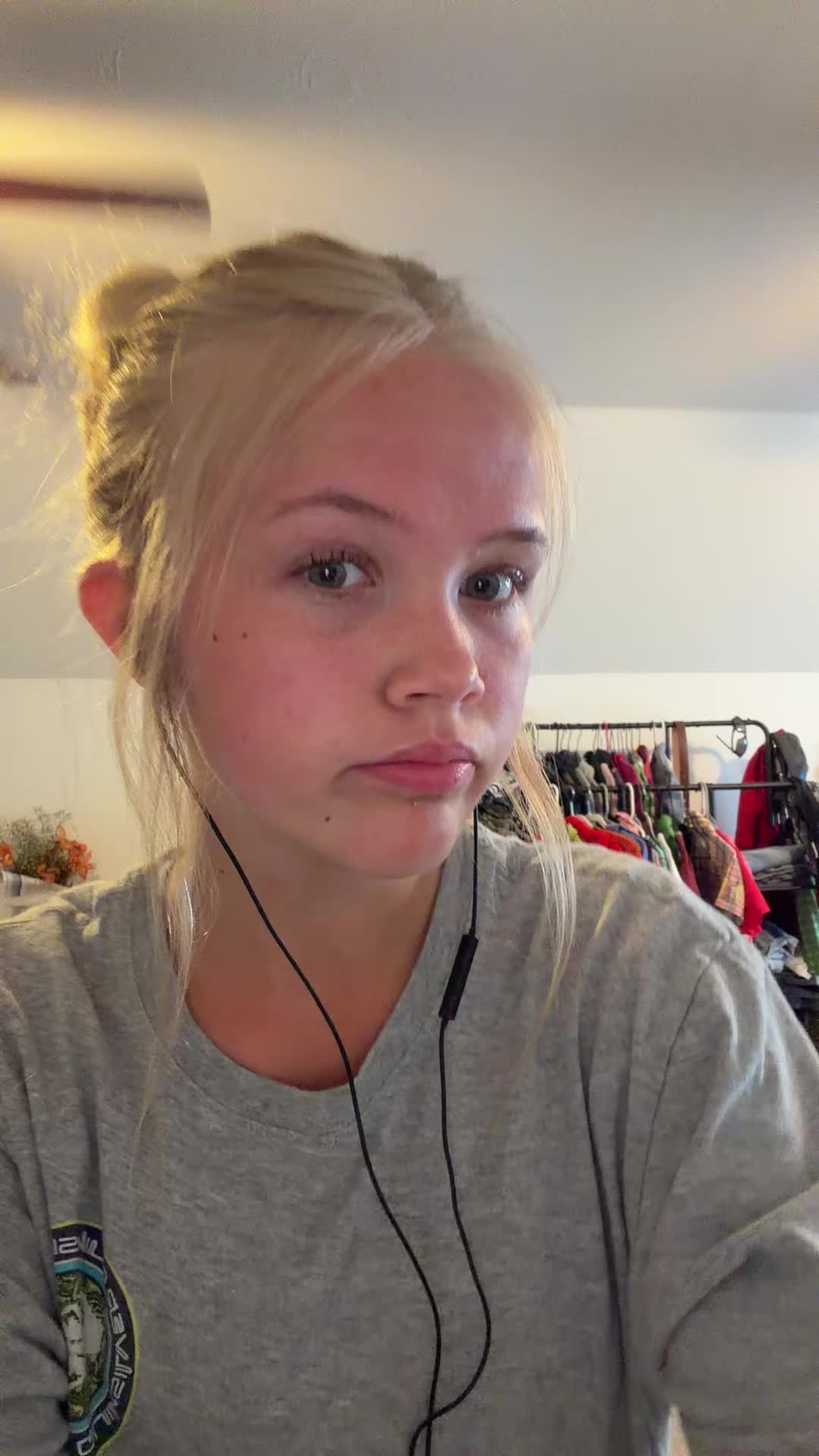 @ellie