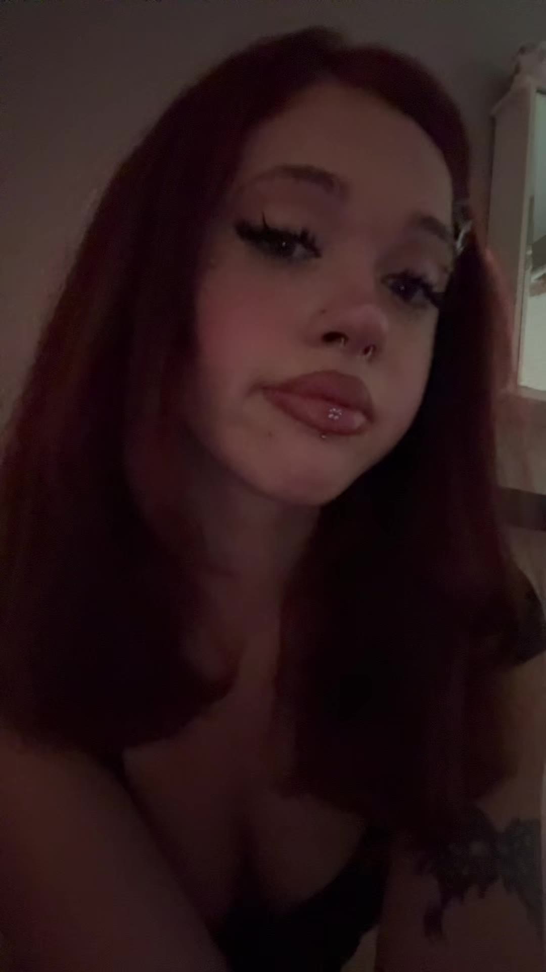 @greensaucegirl
