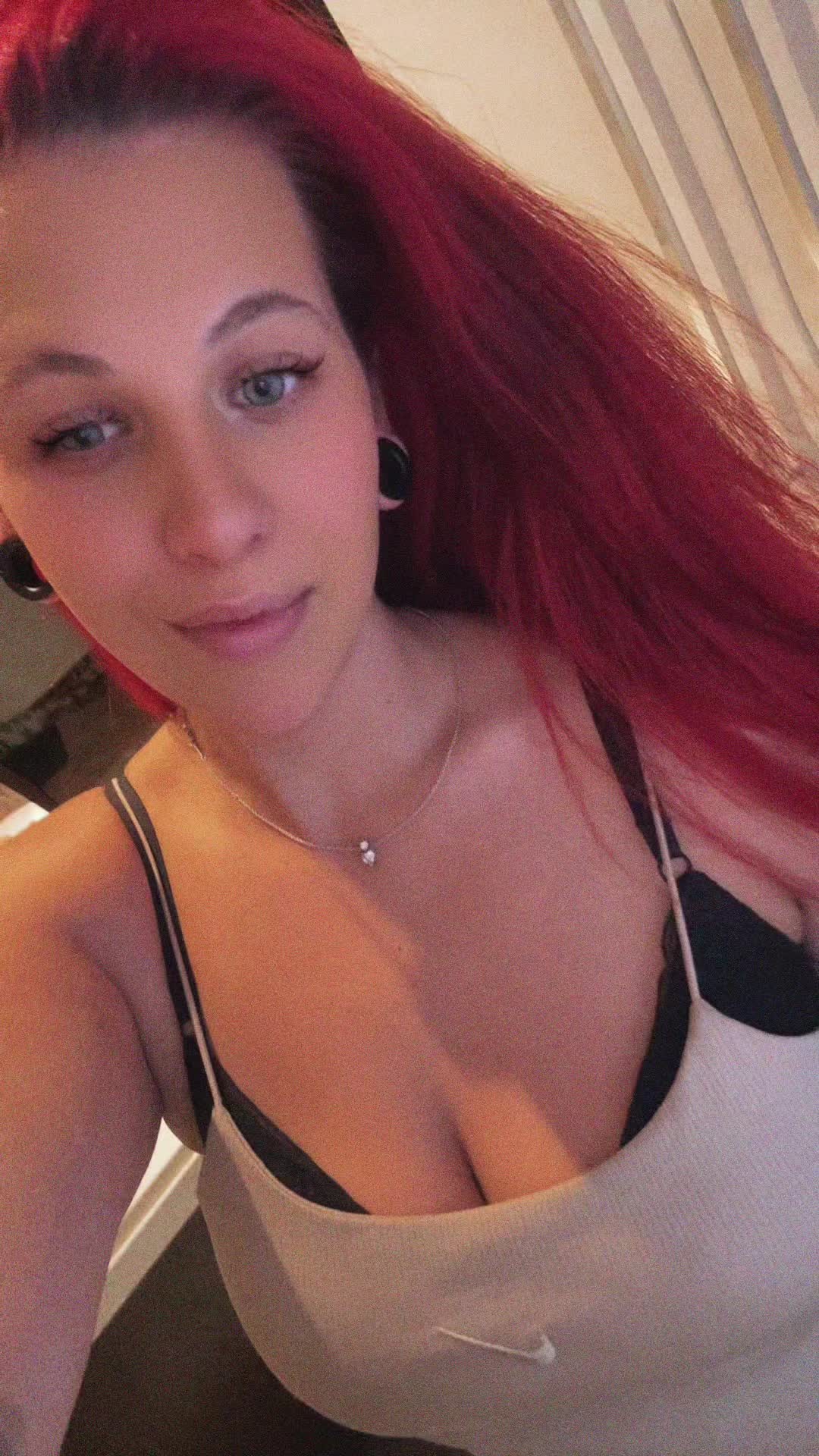 @Vivi😈