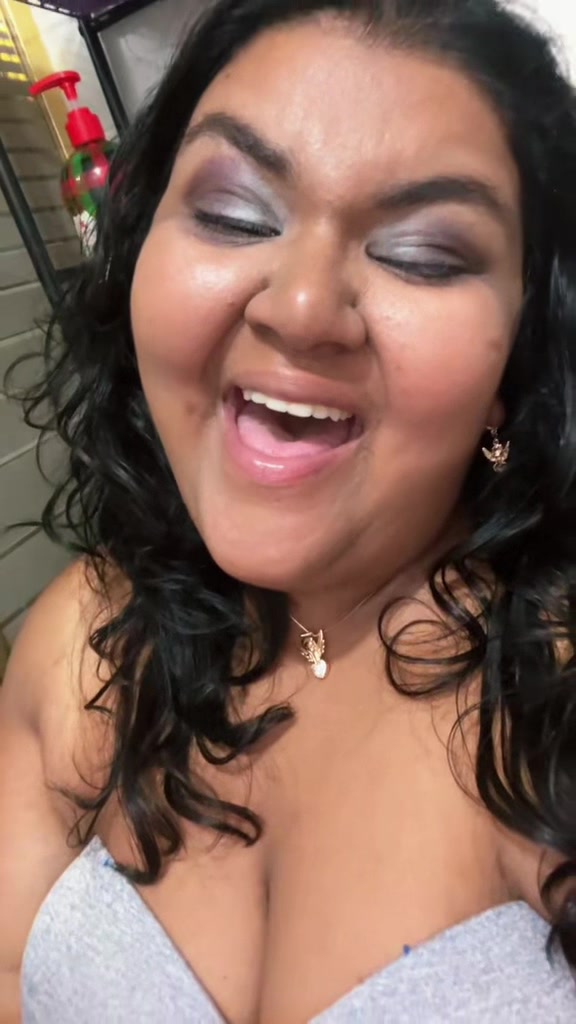 @Lovely_Lisa0906