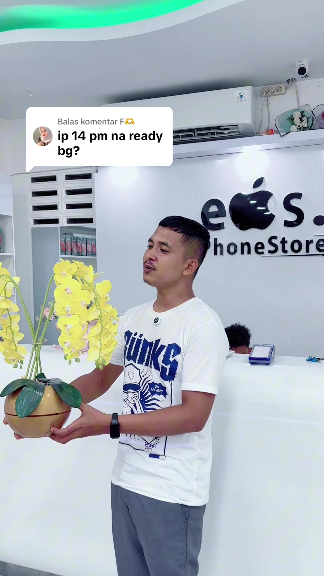 @EOS IPHONE STORE