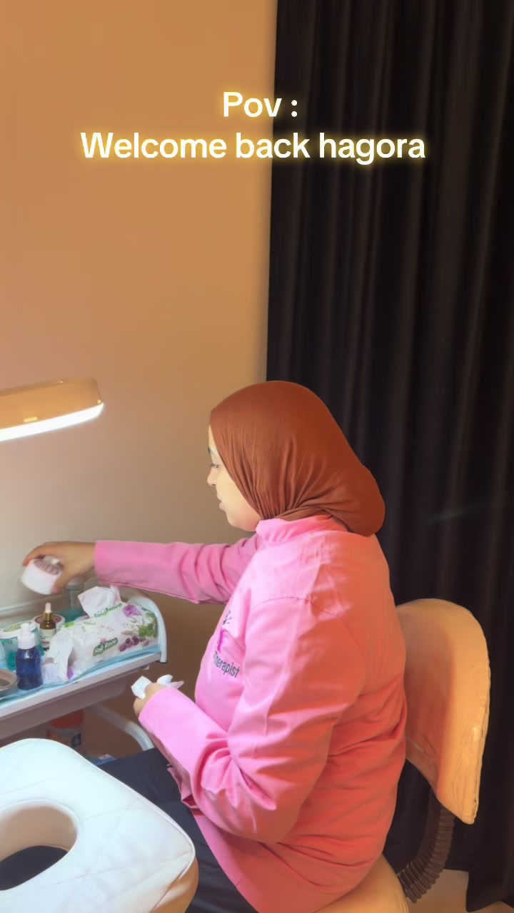 @menna_skintherapist