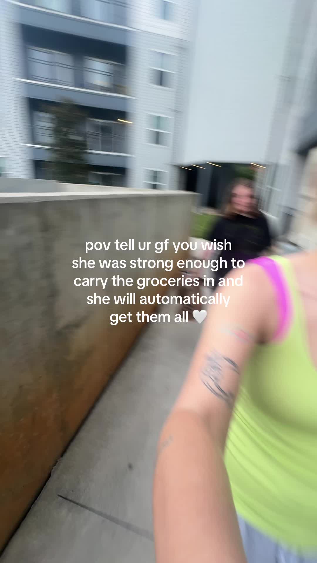 @mo!