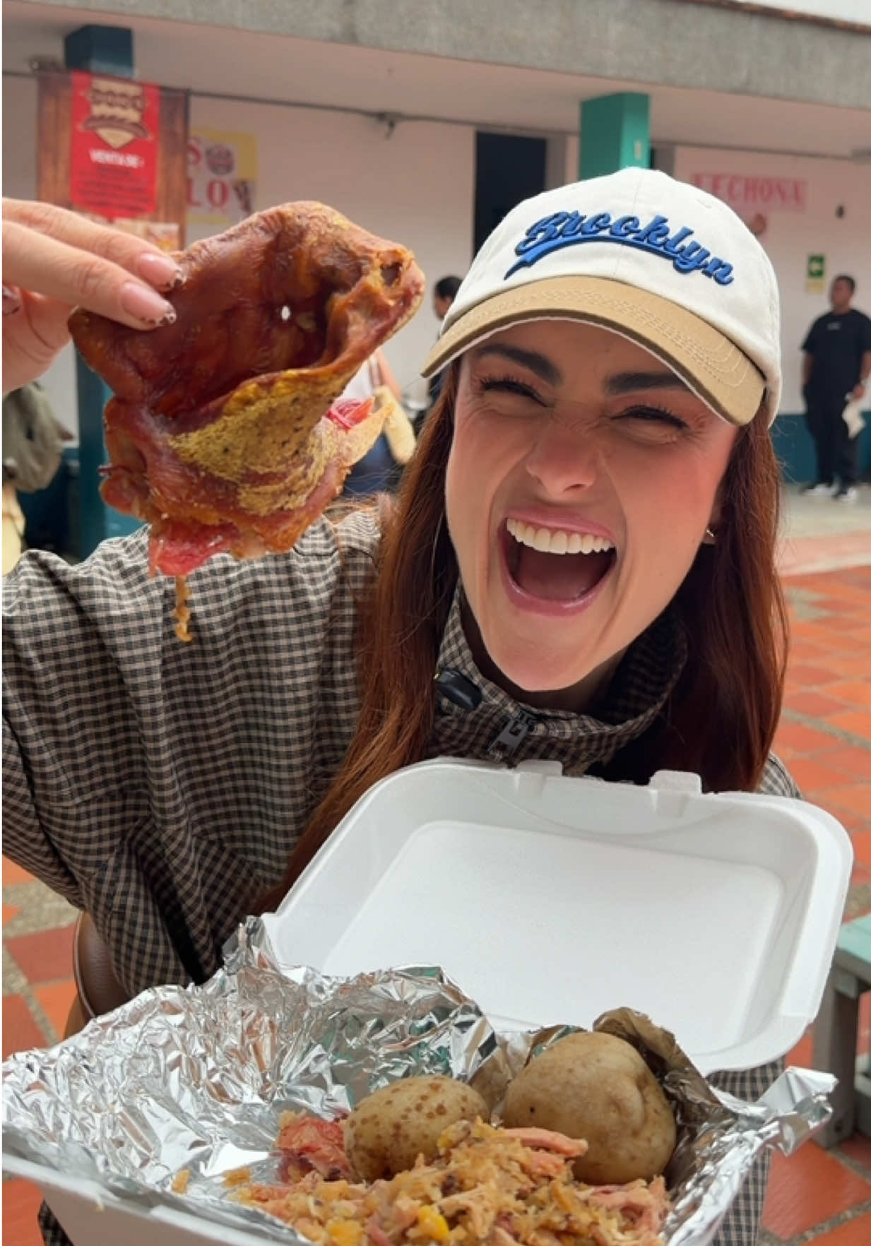 @LolaCarolaFood