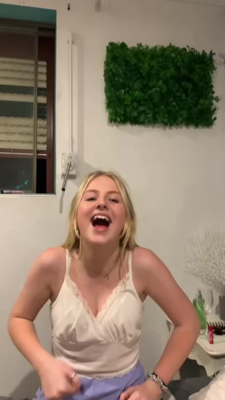@Luna