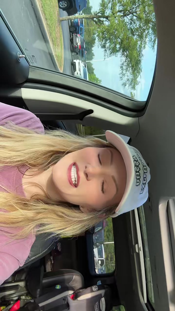 @KaleighsWeird