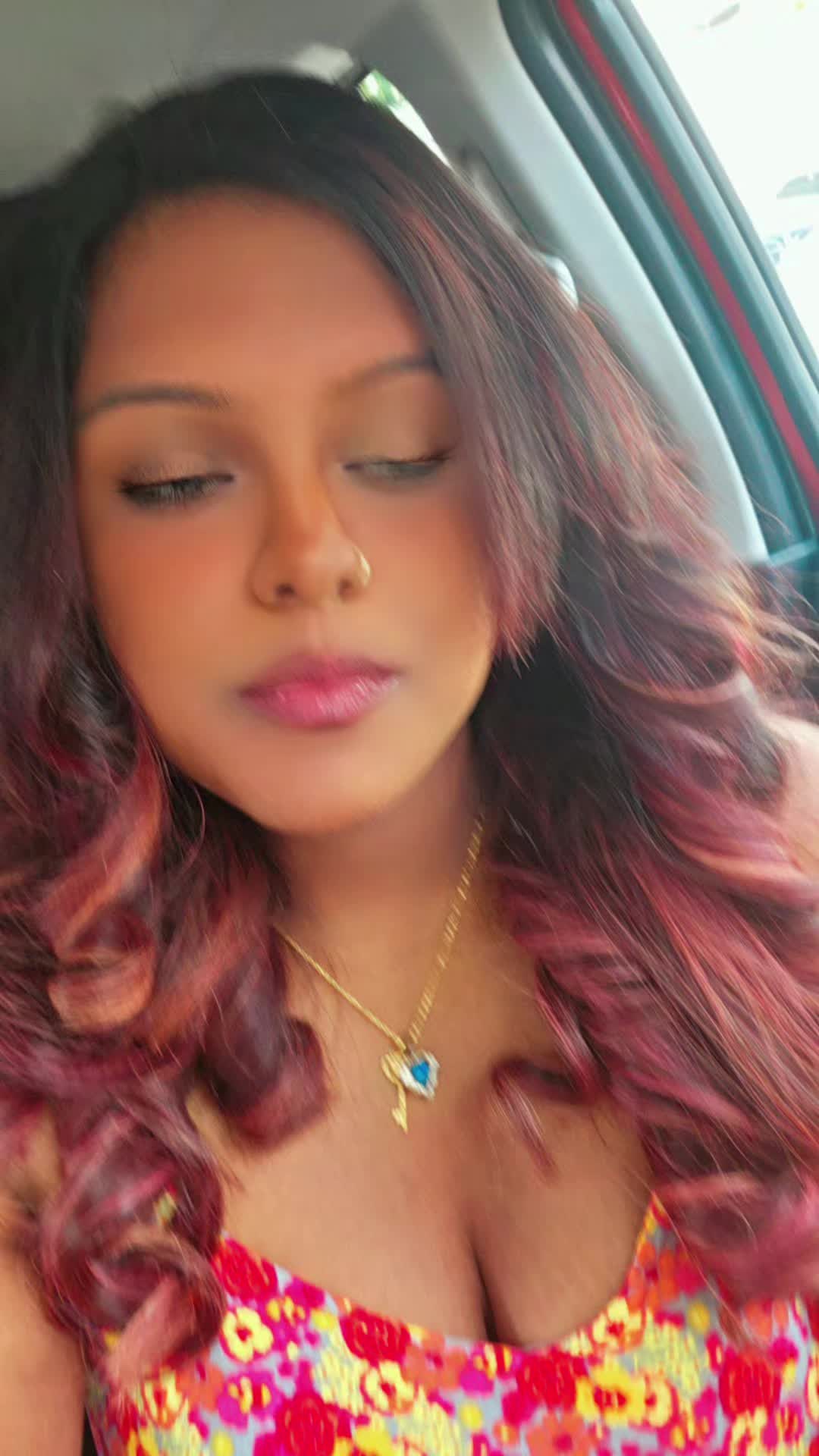 @indianceyloneseladiki