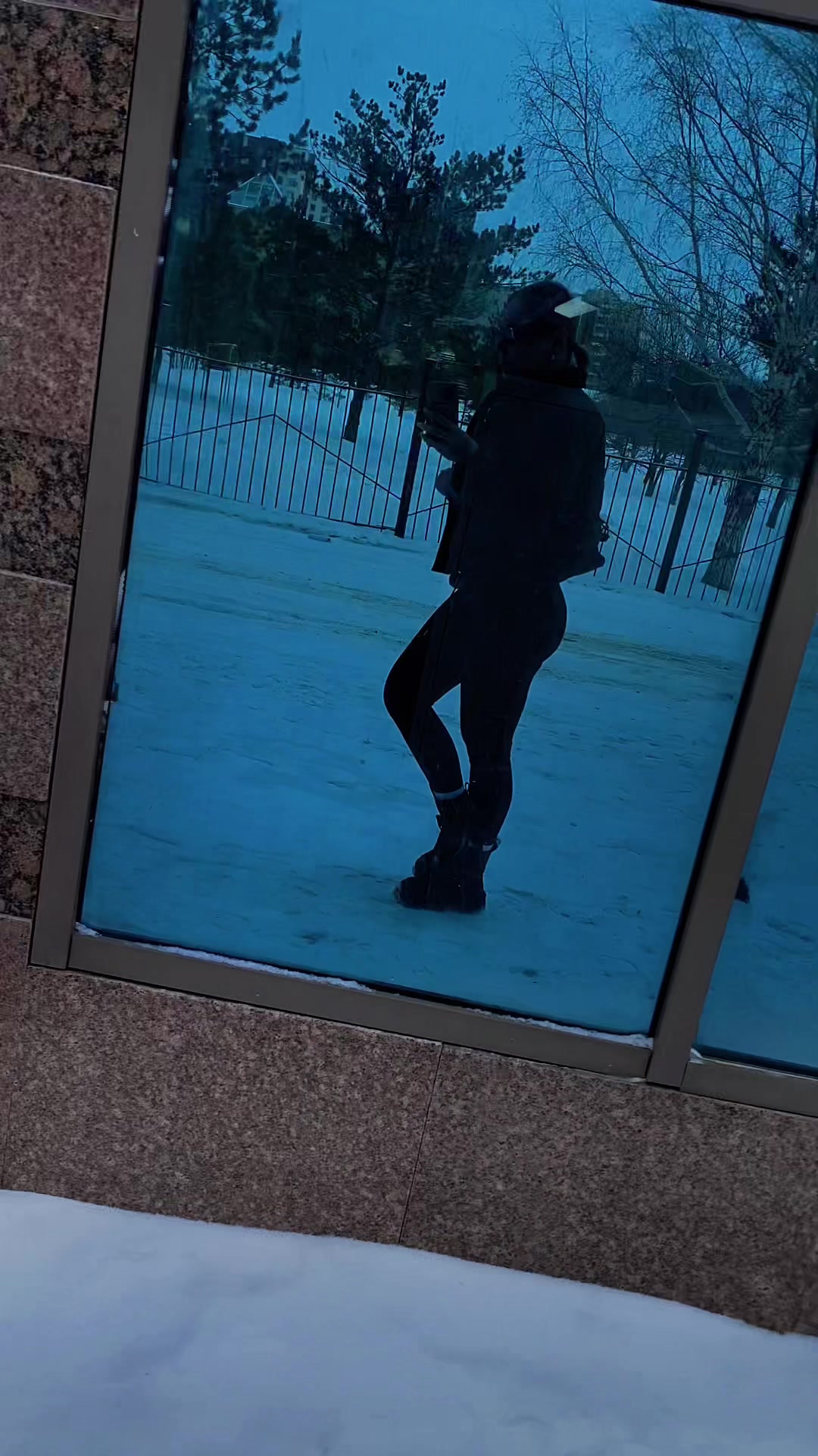 @888_ees