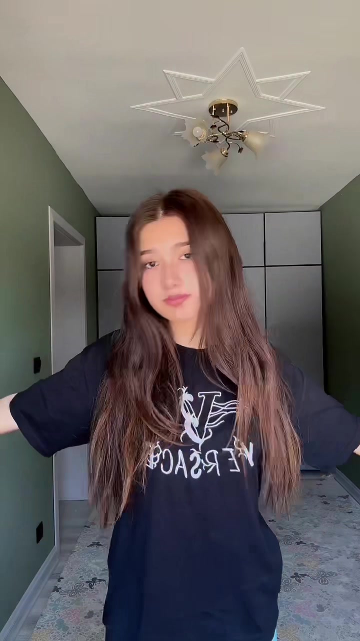 @𝓛𝓪́𝓵𝓮