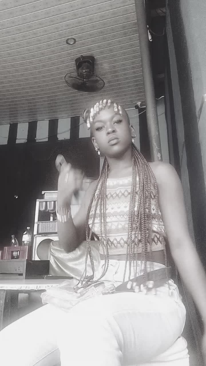 @Oxiana Konan