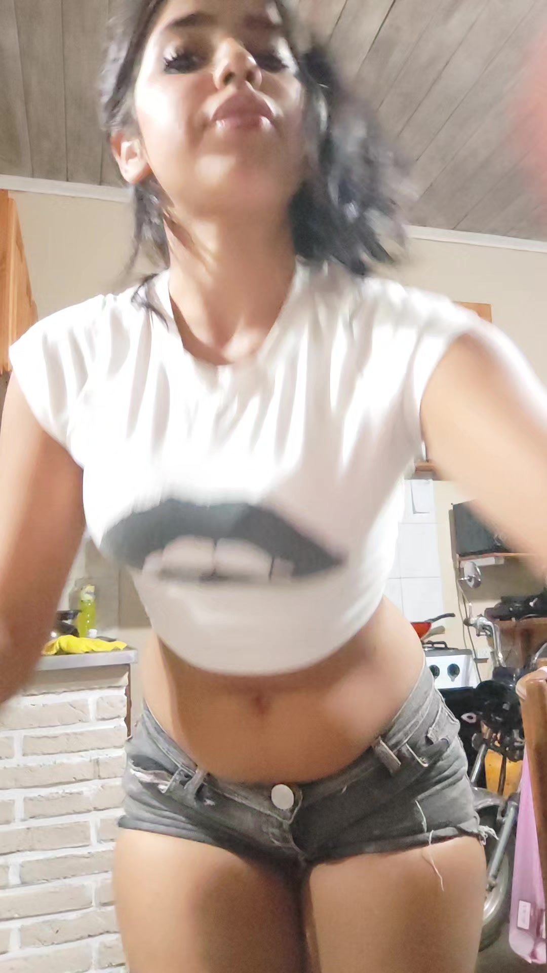 @abrilcorreaww