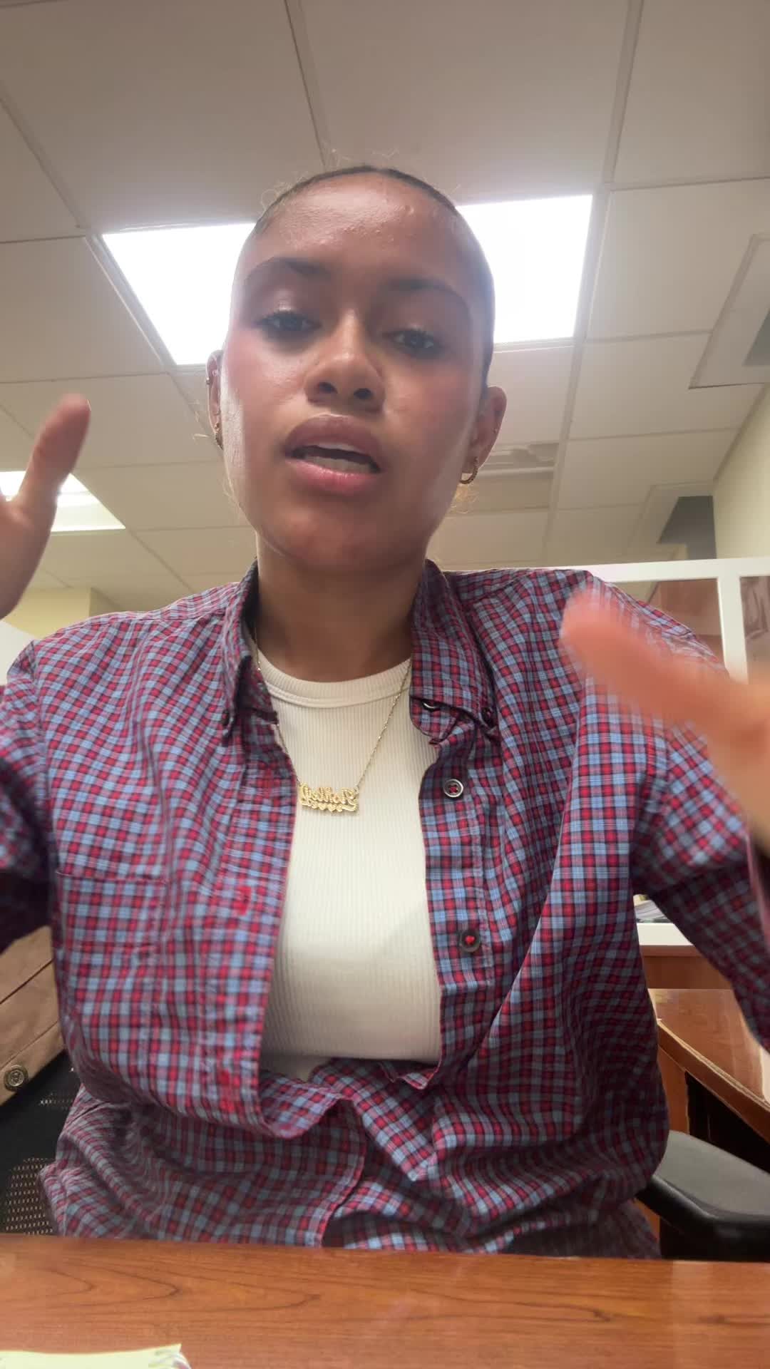 @Myleftcheeck
