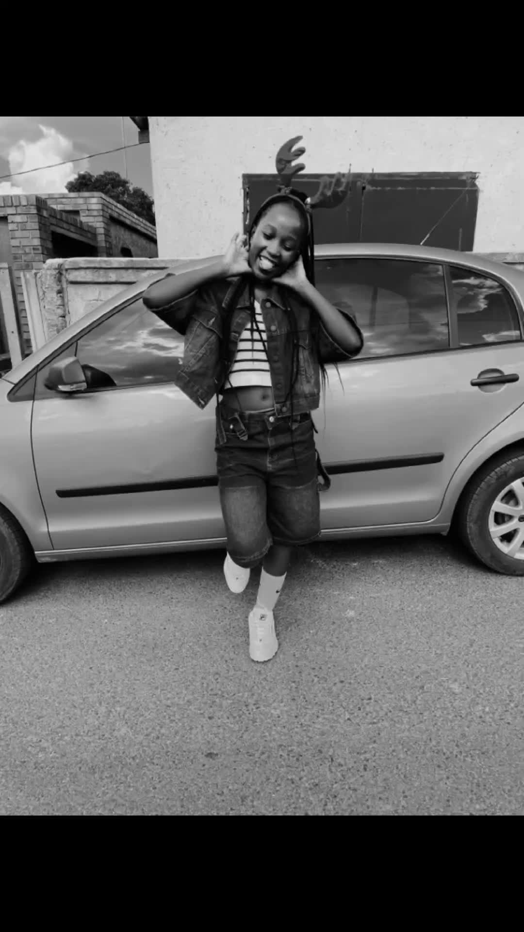 @last born💋