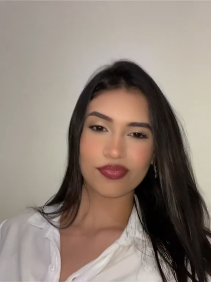@Rafaella