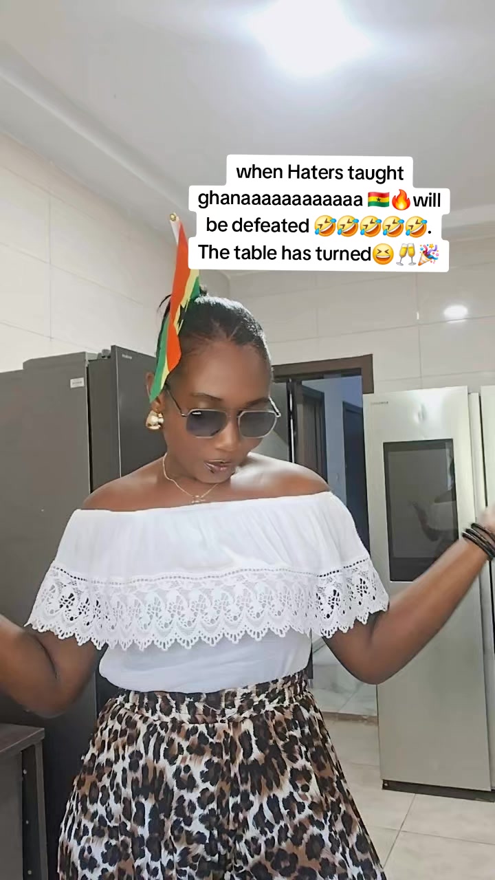 @YAA KISSIWAA ASANTE😇✨🥂