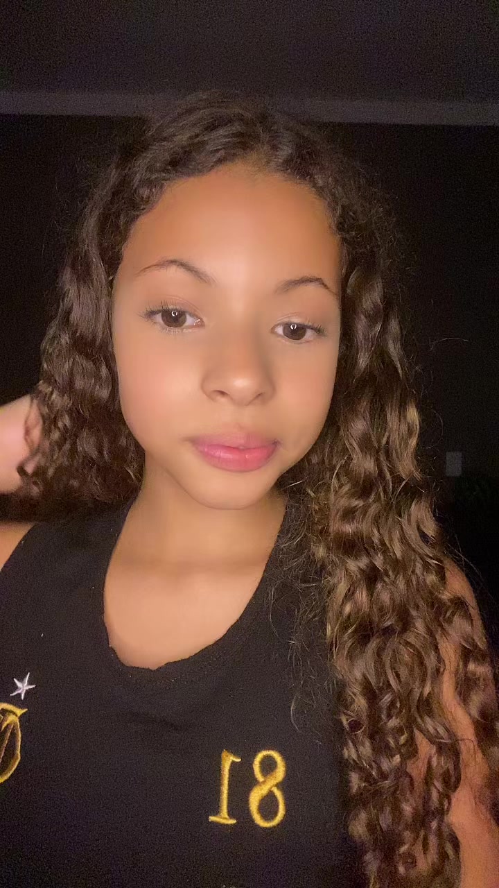@larasimas__