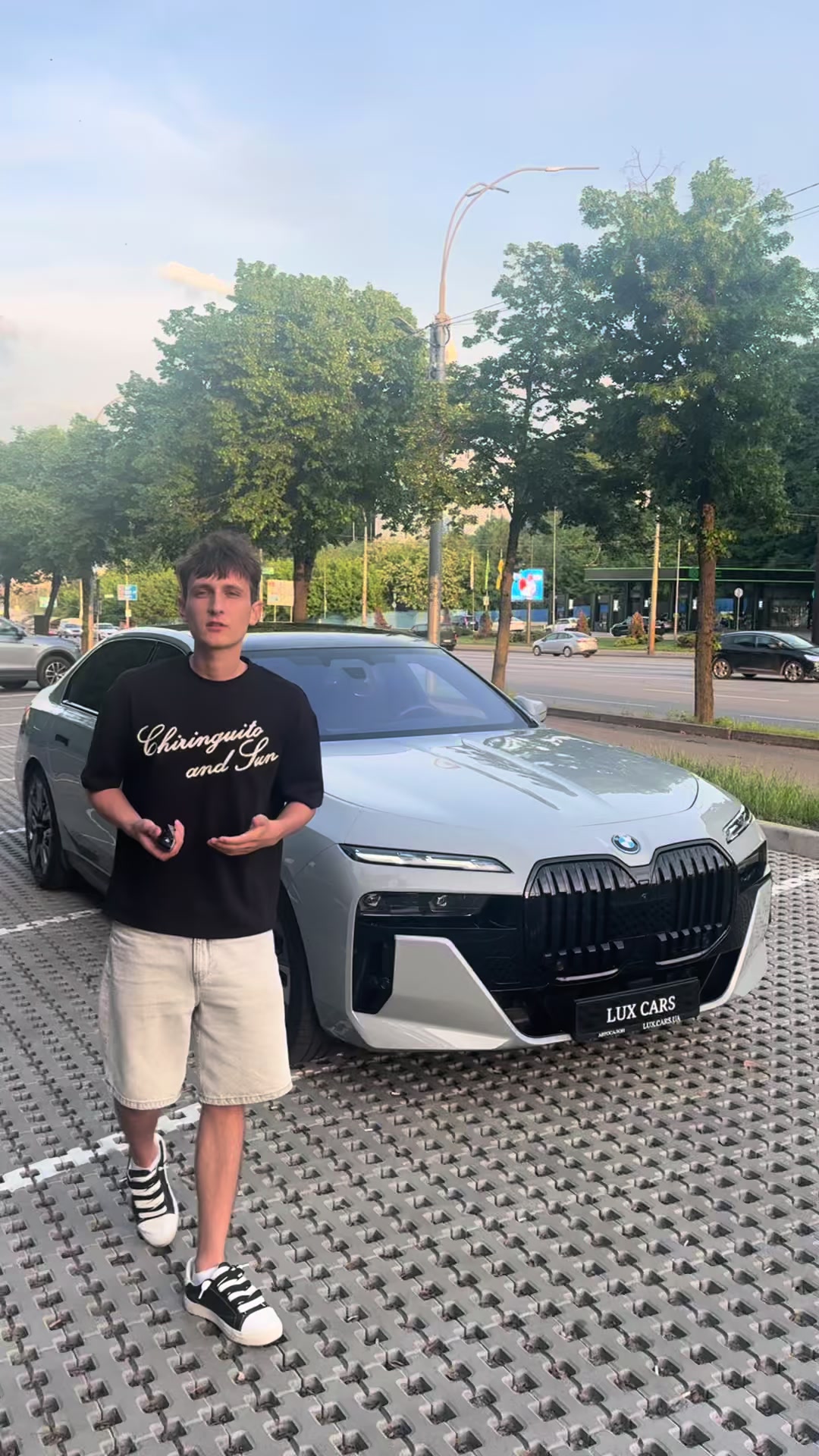 @LuxCars_Ua