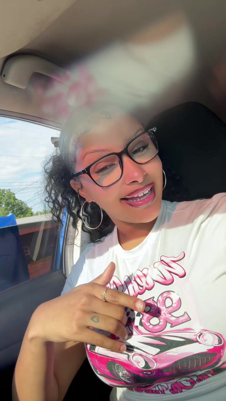 @ThaatGirlTy