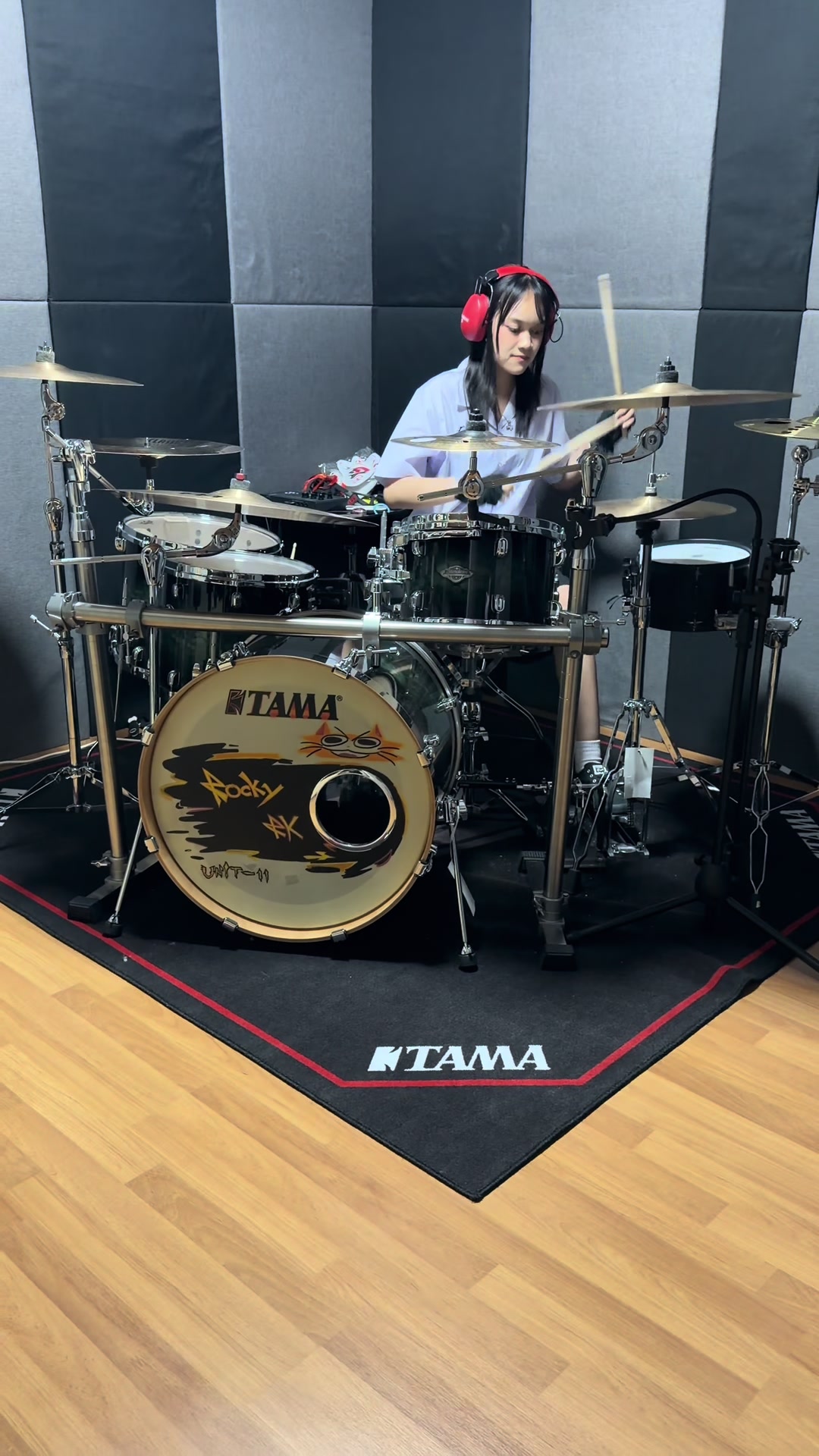 @RockyRk
