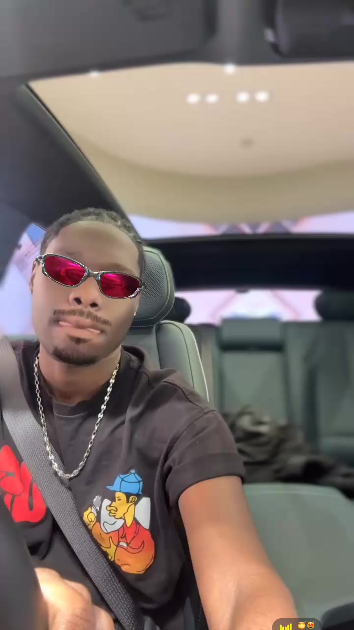 @Momoparleauxchiens🇸🇳🇩🇪