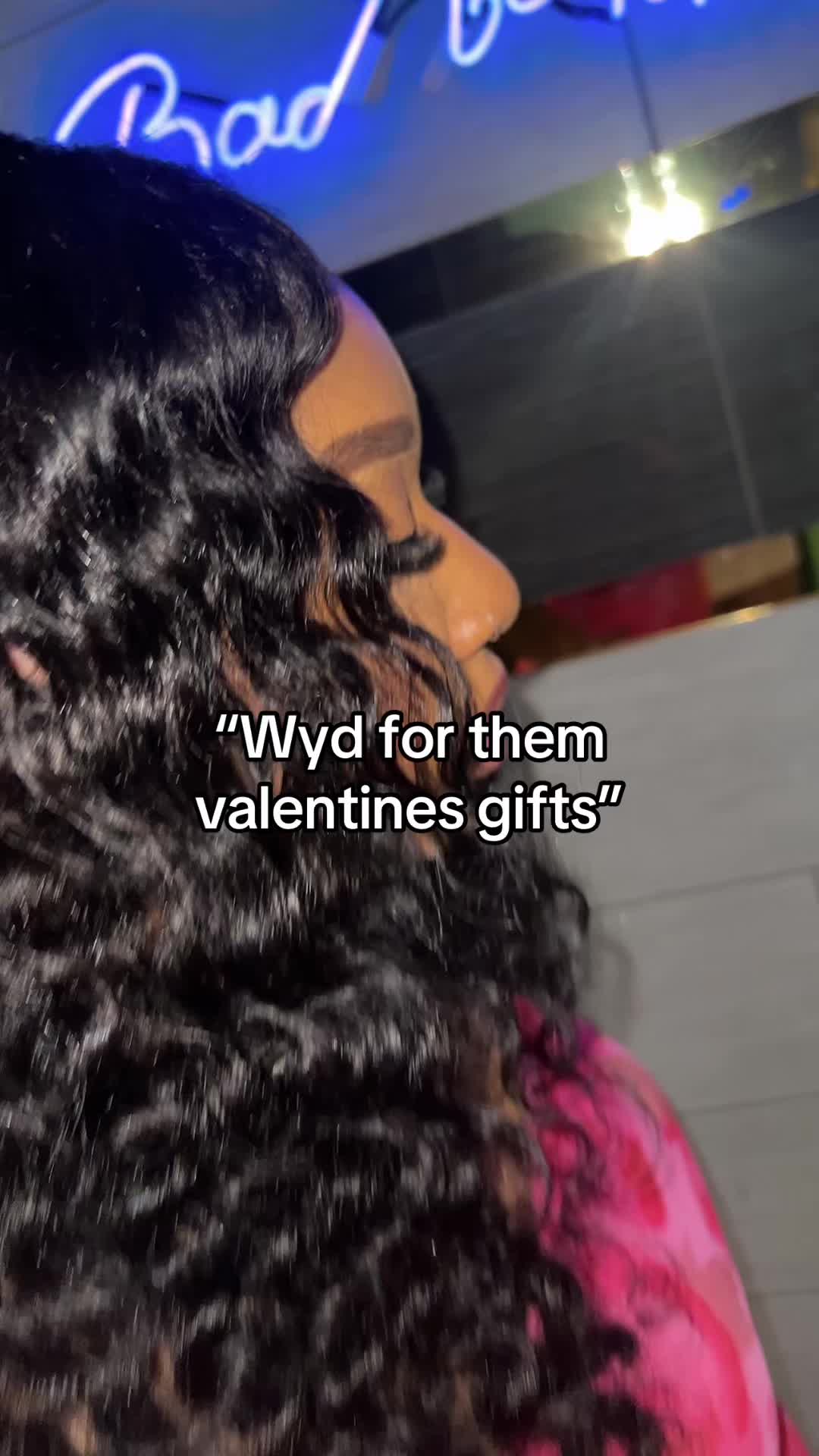 @_itslanaee