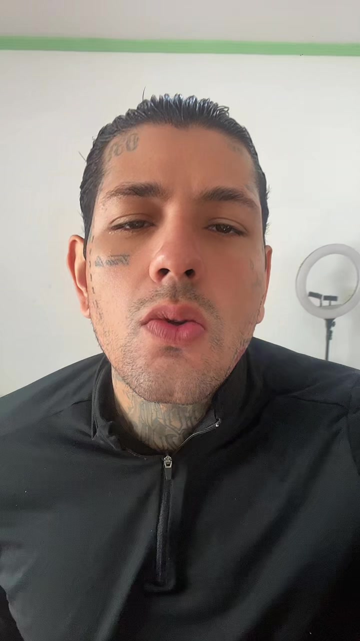 @𝙄&ensp;𝙕&ensp;𝙐&ensp;𝙈&ensp;𝙀&ensp;𝘿 8