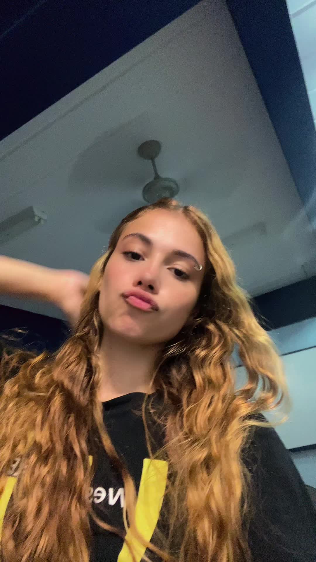 @milena_safiraaa