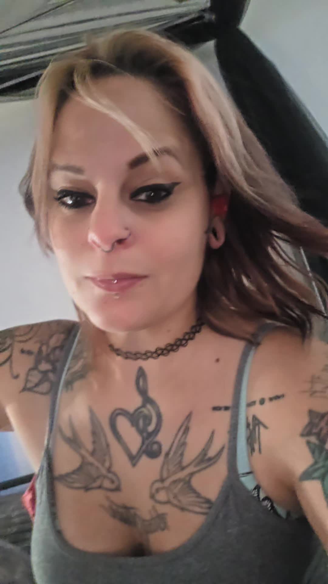 @Just_a_Sommer_girl