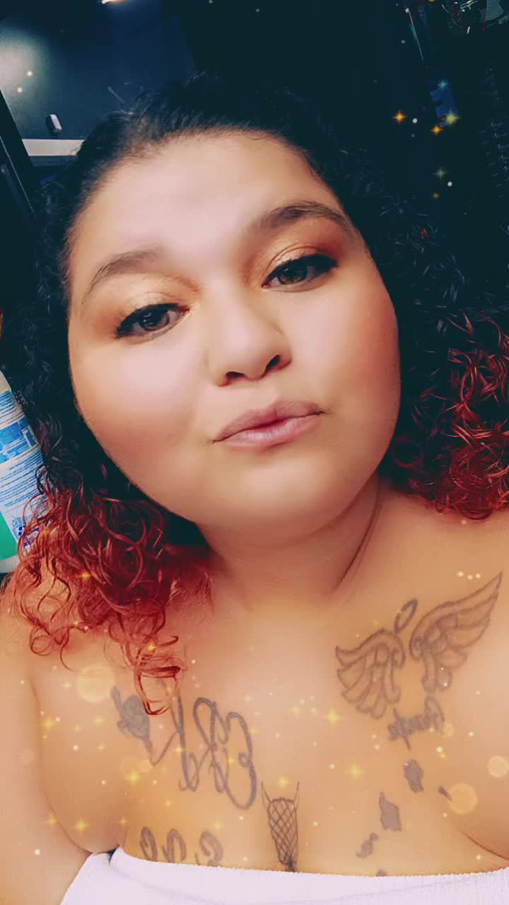 @Mrs.DeLicious 😈🥥