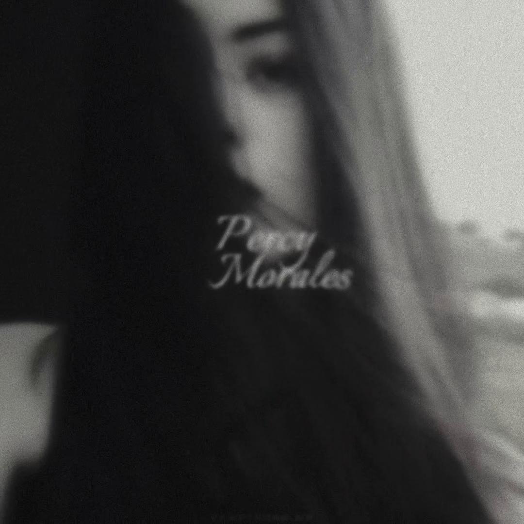 @𝐕.