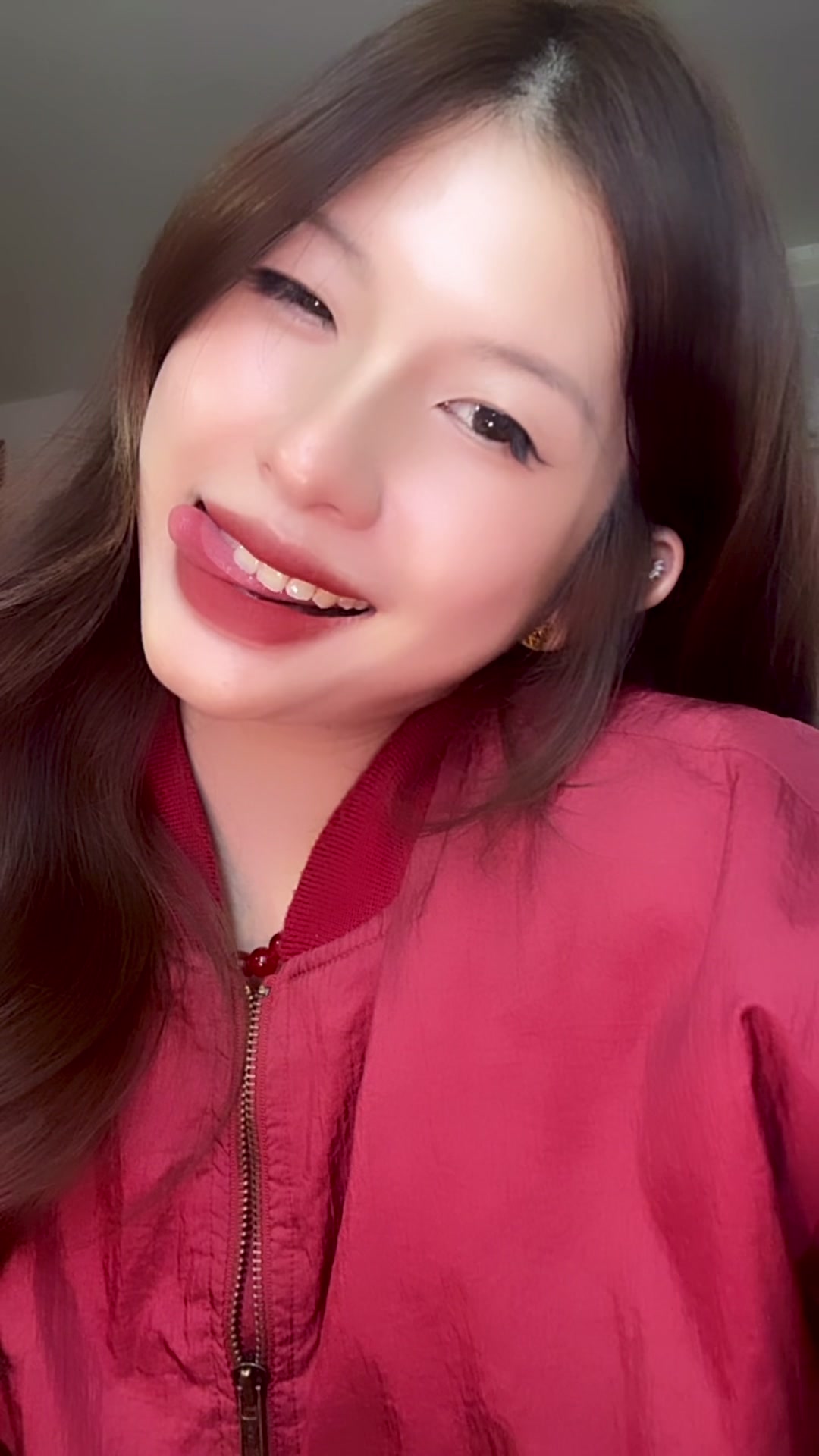 @Monika-ម៉ូនីកា