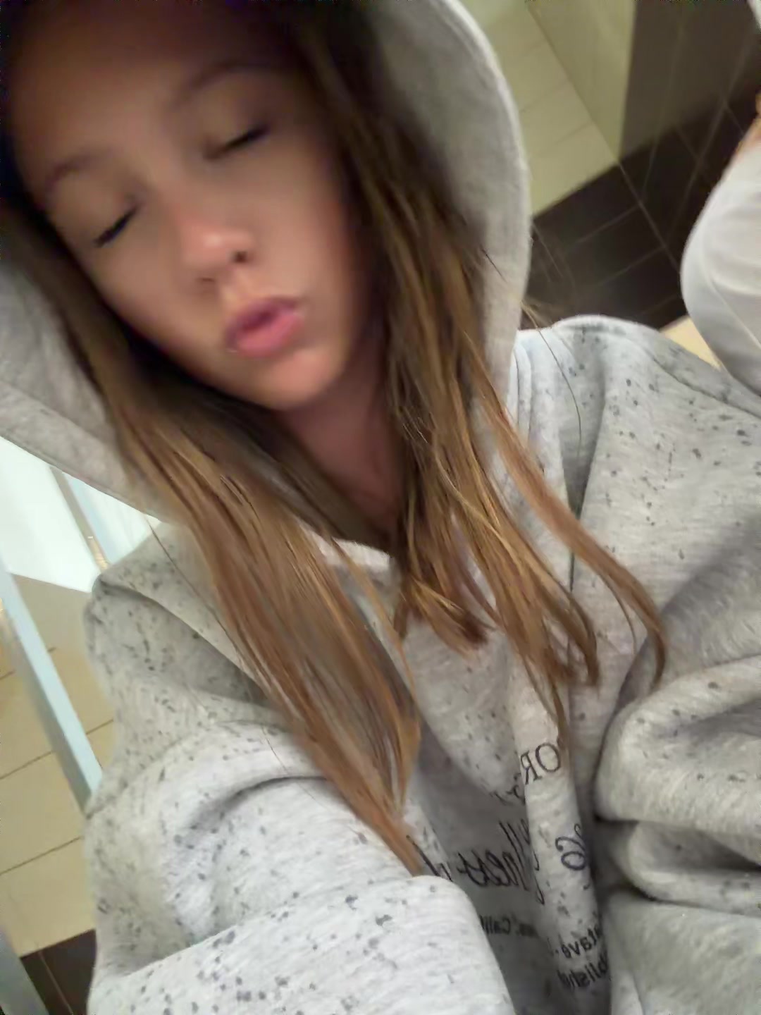 @arishaa